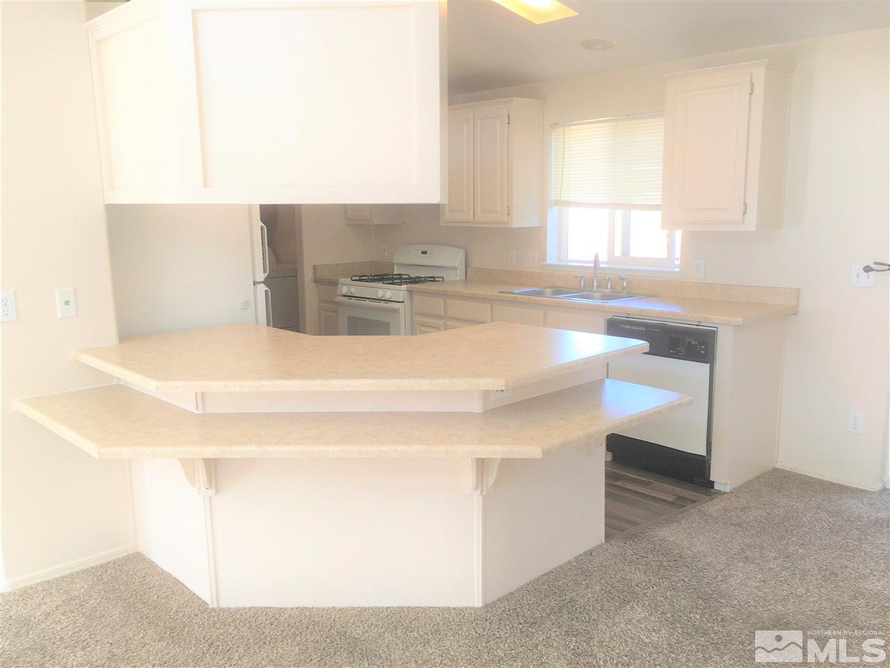 131 Platinum Pointe Way Reno, NV 89506 - Photo 7 of 25 Photo 7