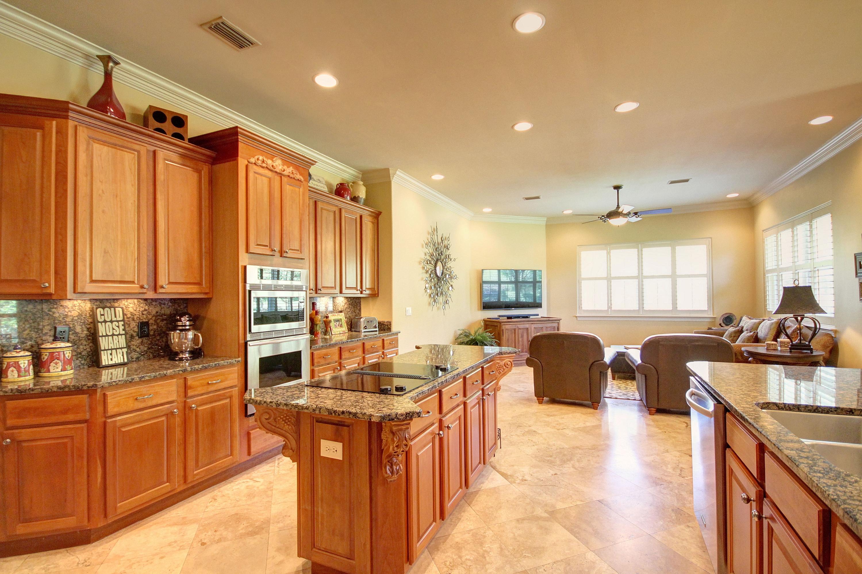4486 Stonebridge Road Destin, FL 32541 - Photo 11 of 37 1StoneKitchen76