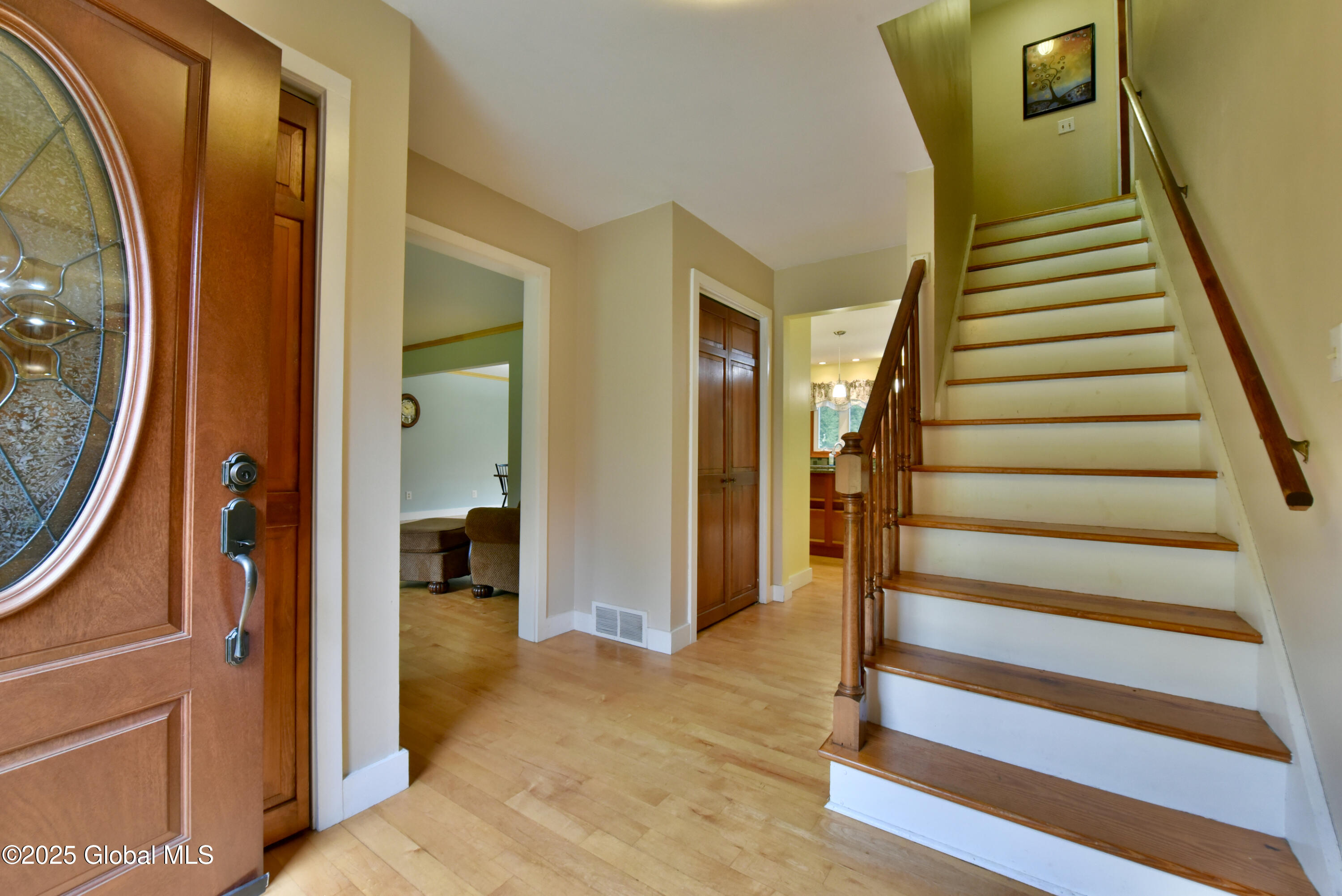 21 Cedarcrest Drive Wilton, NY 12866 - Photo 4 of 44 26