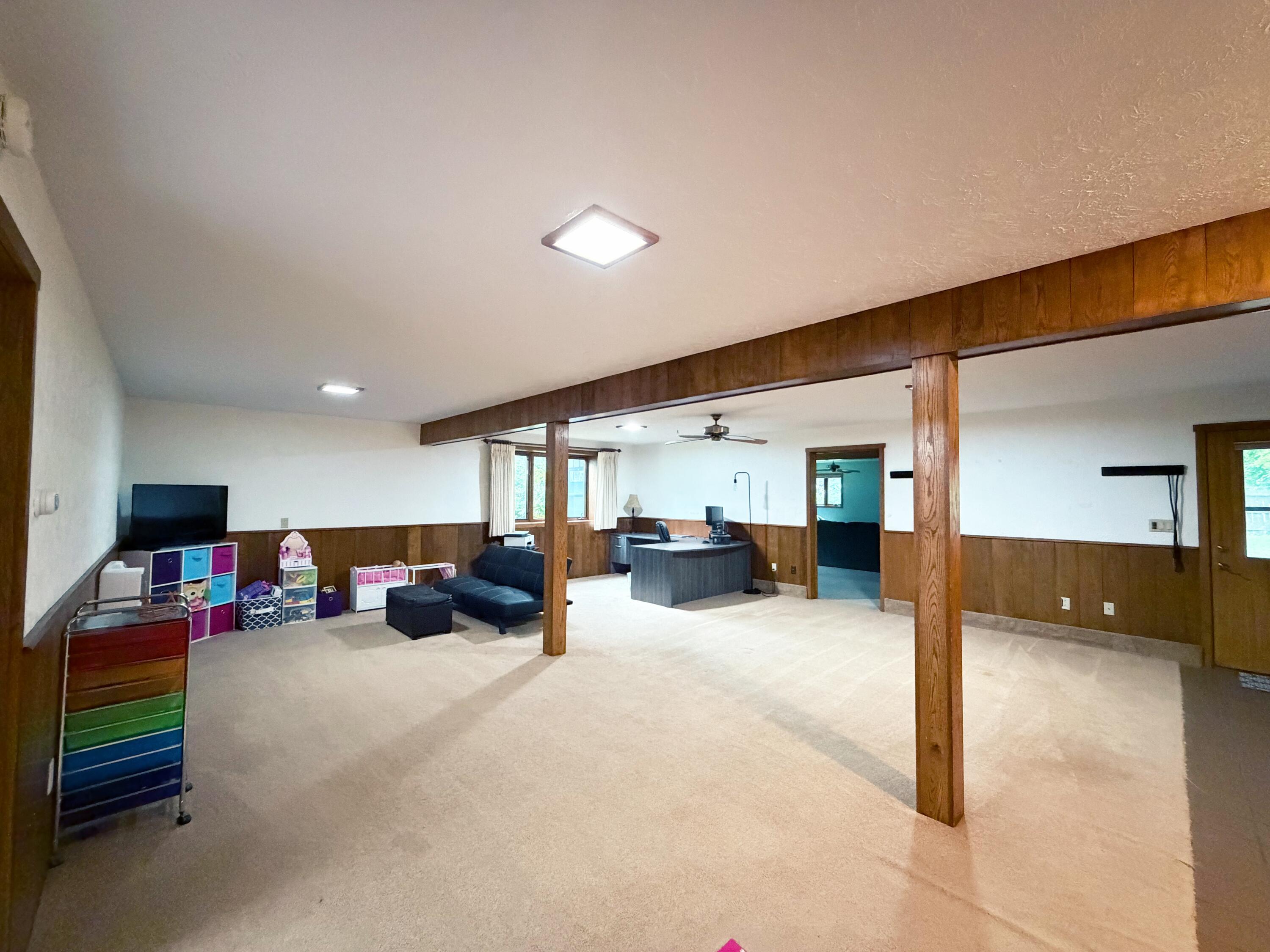 224 Ramsland Street Westby, WI 54667 - Photo 21 of 27 PicTapGo-2026-08-20-075610