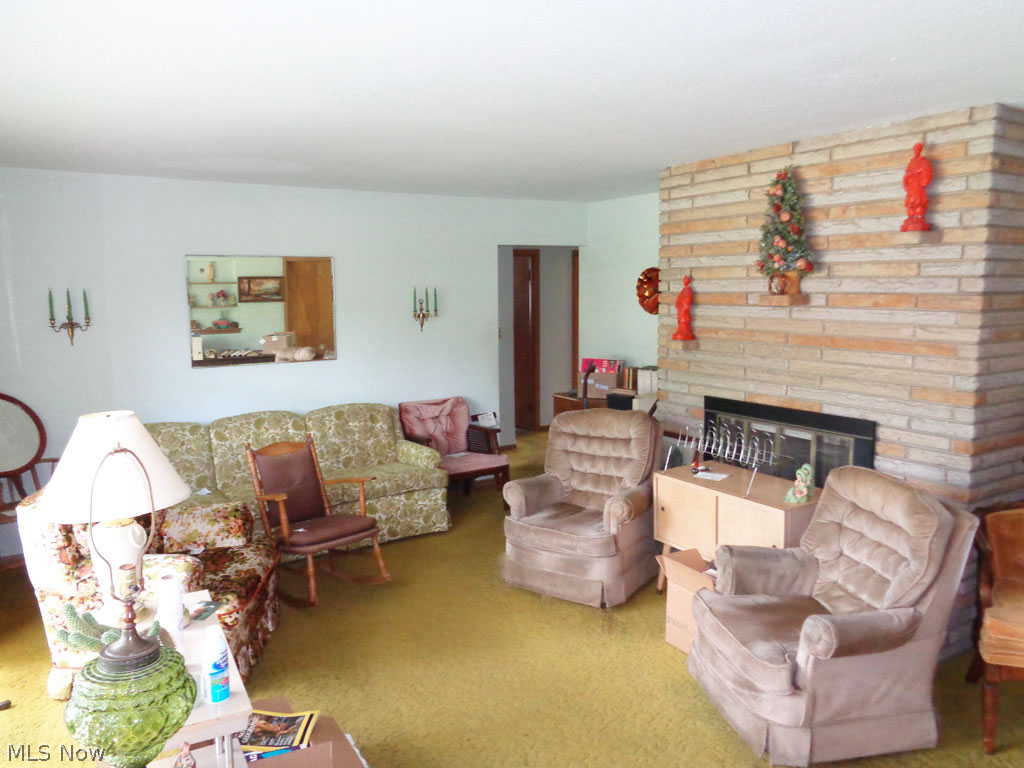 2073 Miami Road Euclid, OH 44117 - Photo 5 of 11 Gallery Image 5