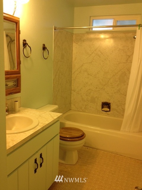 1510 Golf Club Road Southeast Lacey, WA 98503 - Photo 6 of 8 Gallery Image 6