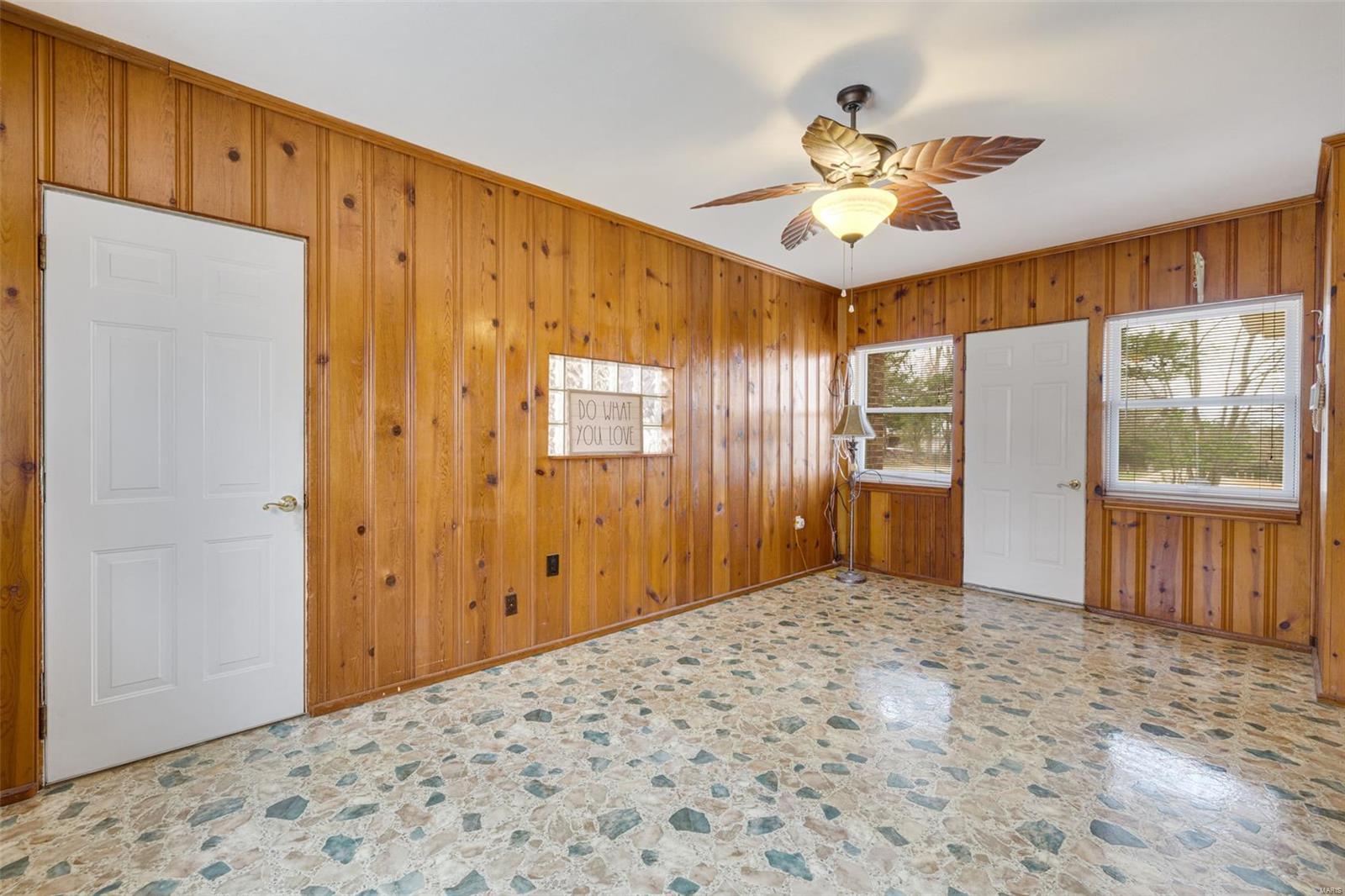 5176 Highway 67 De Soto, MO 63020 - Photo 20 of 54