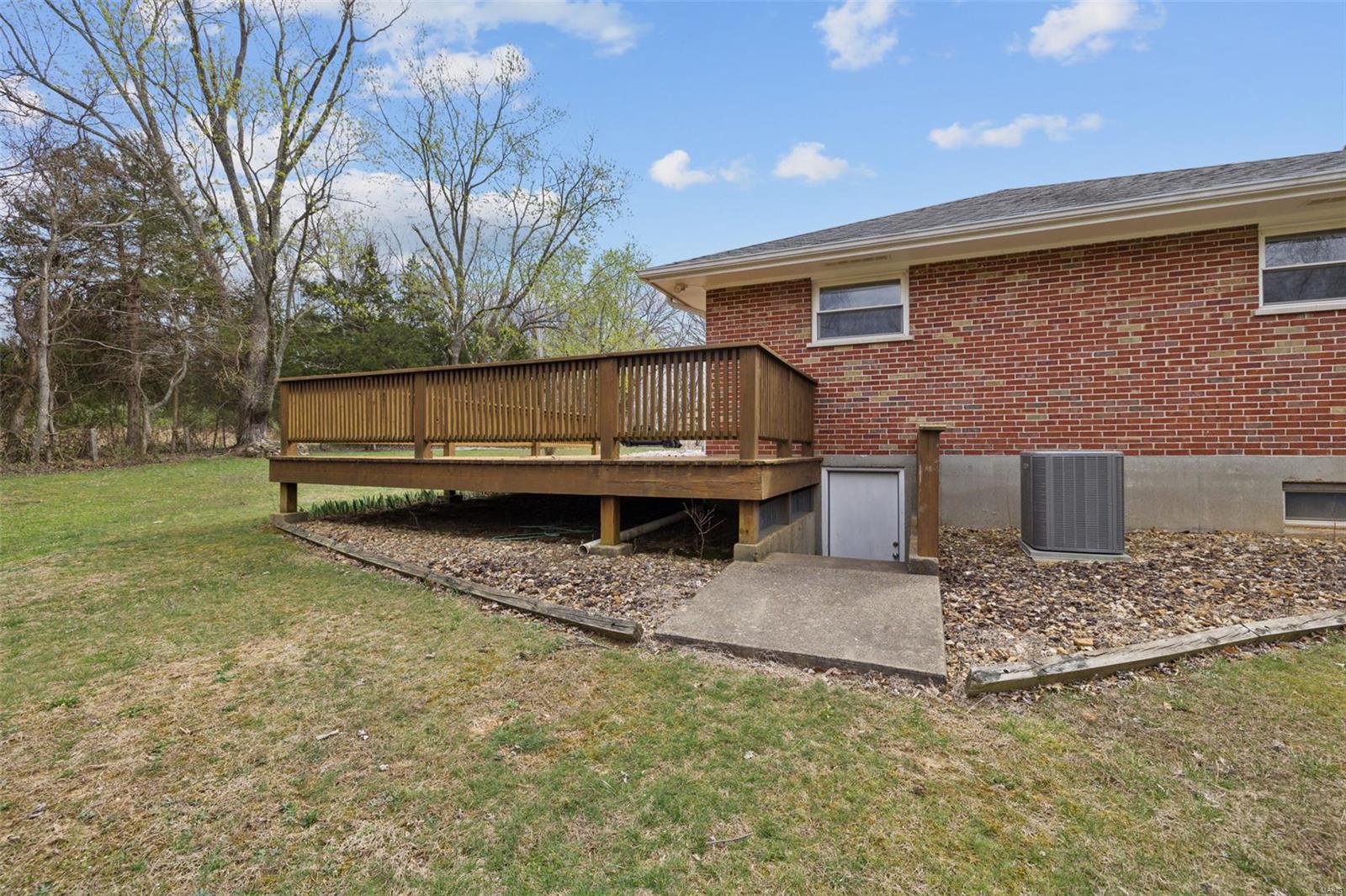 5176 Highway 67 De Soto, MO 63020 - Photo 34 of 54