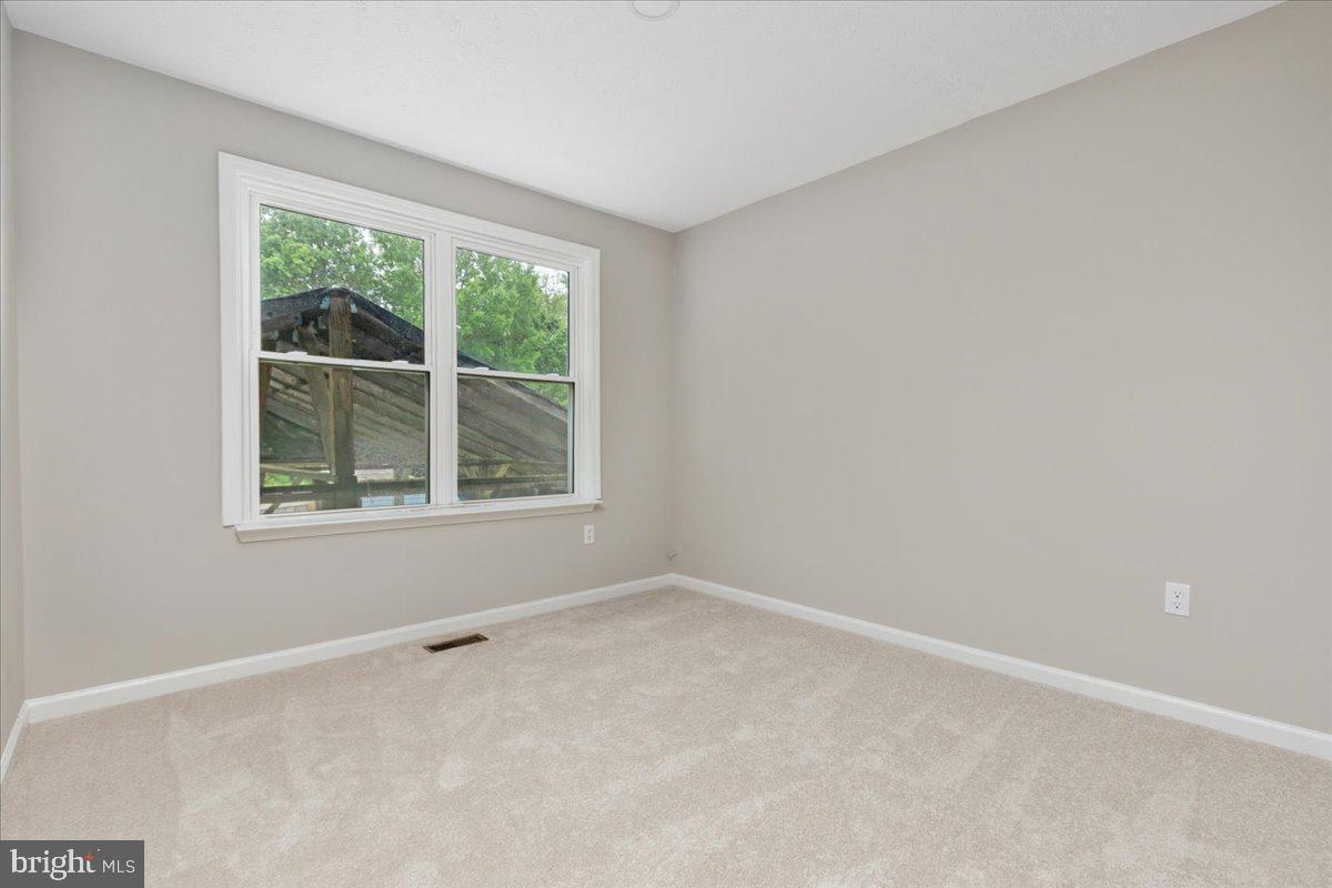 215 Choptank Road Stafford, VA 22556 - Photo 12 of 38 Gallery Image 12