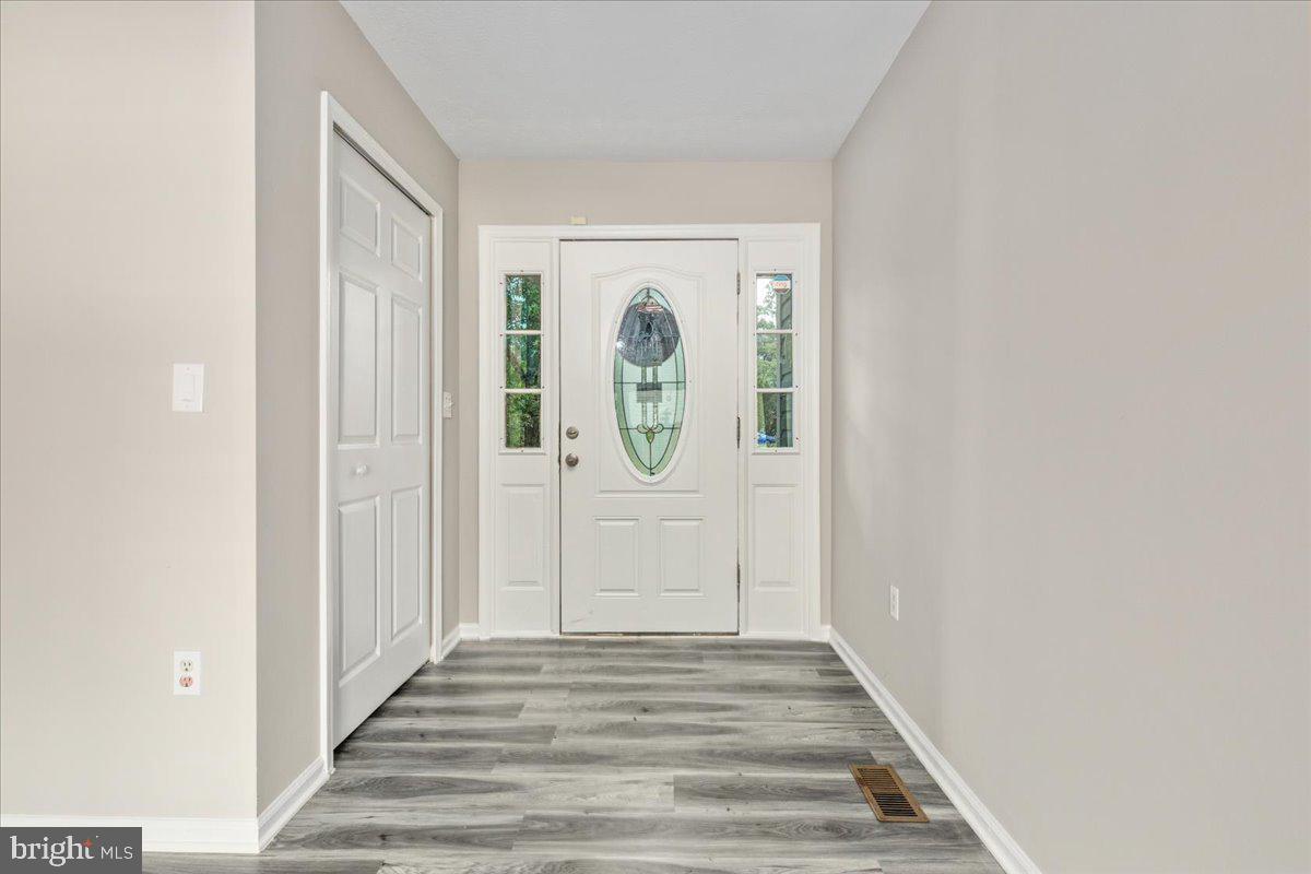215 Choptank Road Stafford, VA 22556 - Photo 3 of 38 Gallery Image 3