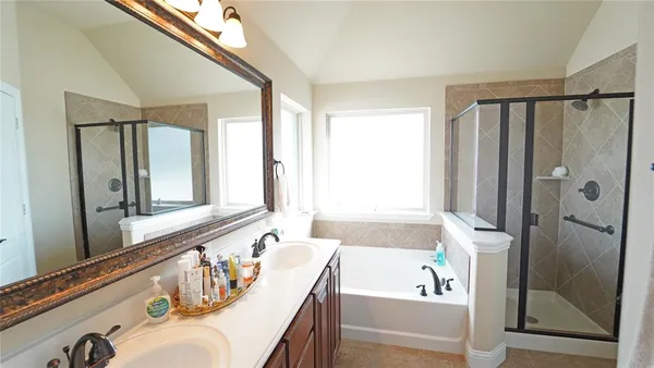 $489,999 | 1901 Bay Laurel Drive, Weatherford, TX 76086