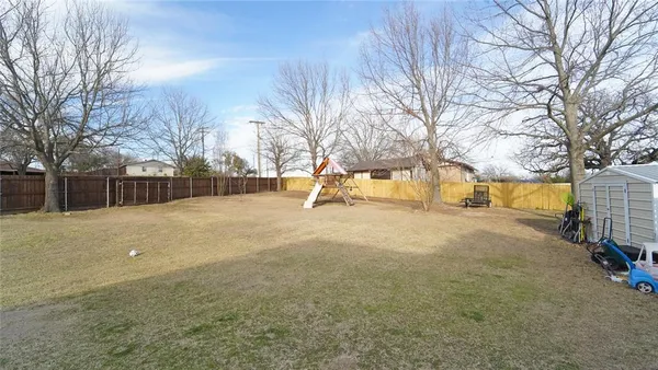 $489,999 | 1901 Bay Laurel Drive, Weatherford, TX 76086