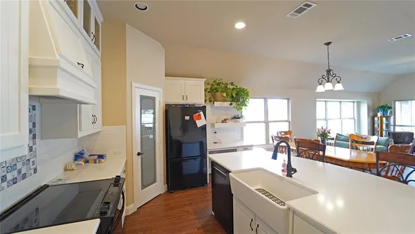 $489,999 | 1901 Bay Laurel Drive, Weatherford, TX 76086