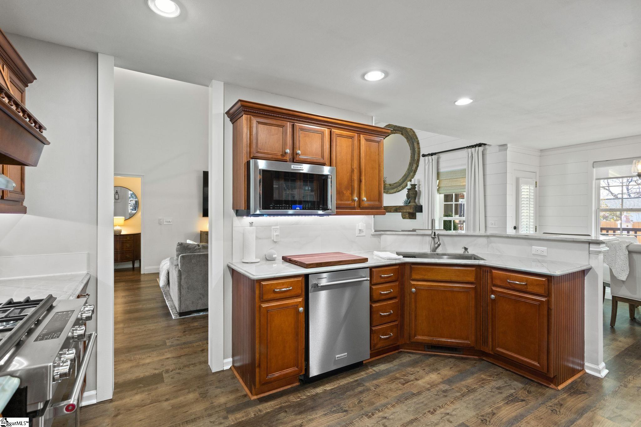 116 A Ridge Road Greenville, SC 29607 - Photo 20 of 44