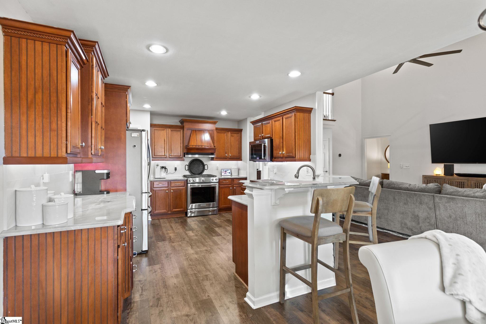 116 A Ridge Road Greenville, SC 29607 - Photo 5 of 44