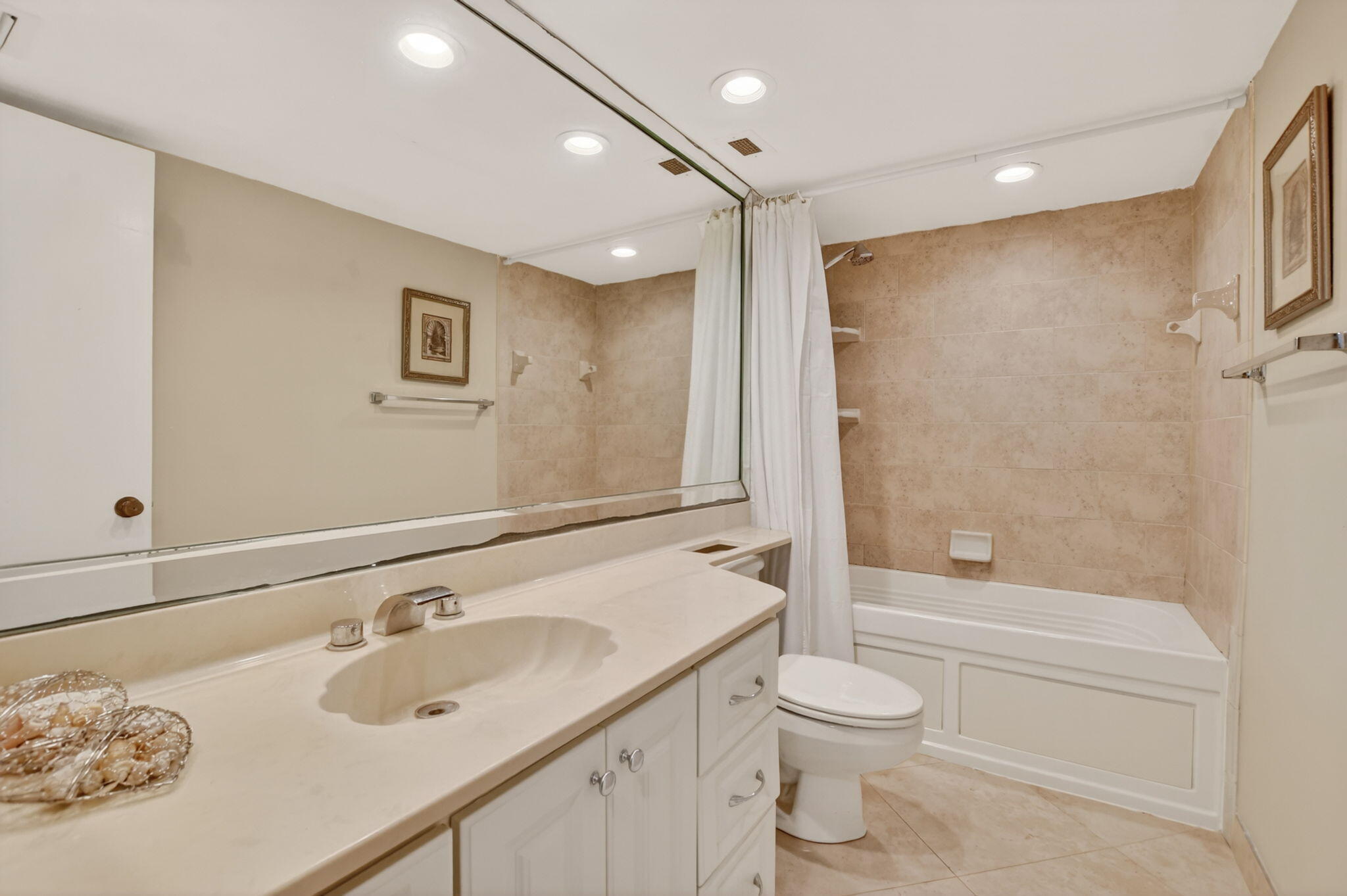 2851 South Ocean Boulevard, Unit T2 Boca Raton, FL 33432 - Photo 22 of 49 21-web-or-mls-DSC_0897