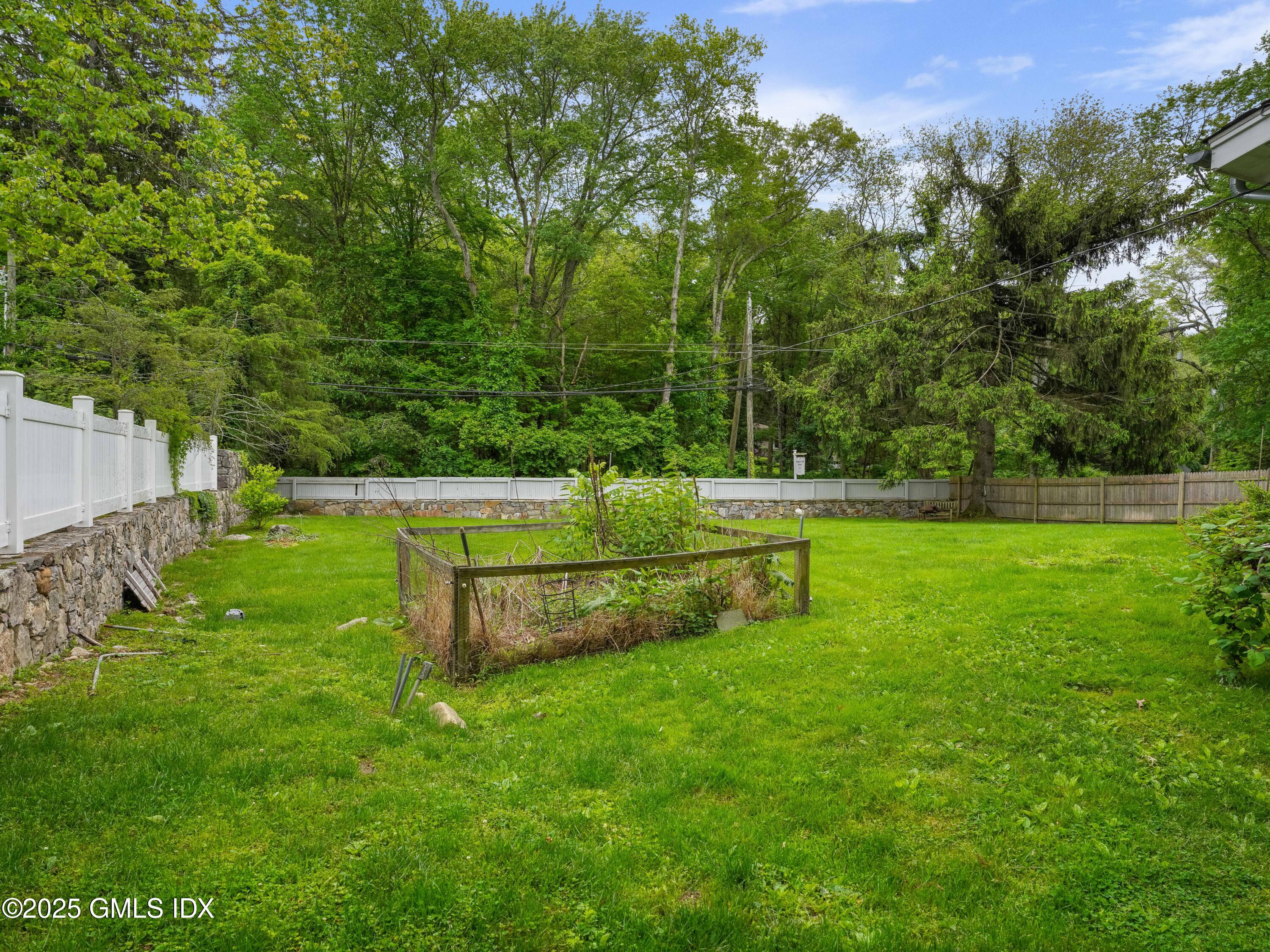 330 Cognewaugh Road Cos Cob, CT 06807 - Photo 21 of 24 Veg Garden
