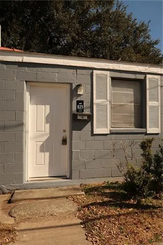 $1,100 | 625 Fried Street, Gretna, LA 70053