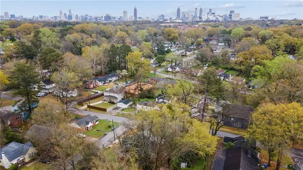 $2,400 | 1298 Gideons Drive Southwest, Atlanta, GA 30314