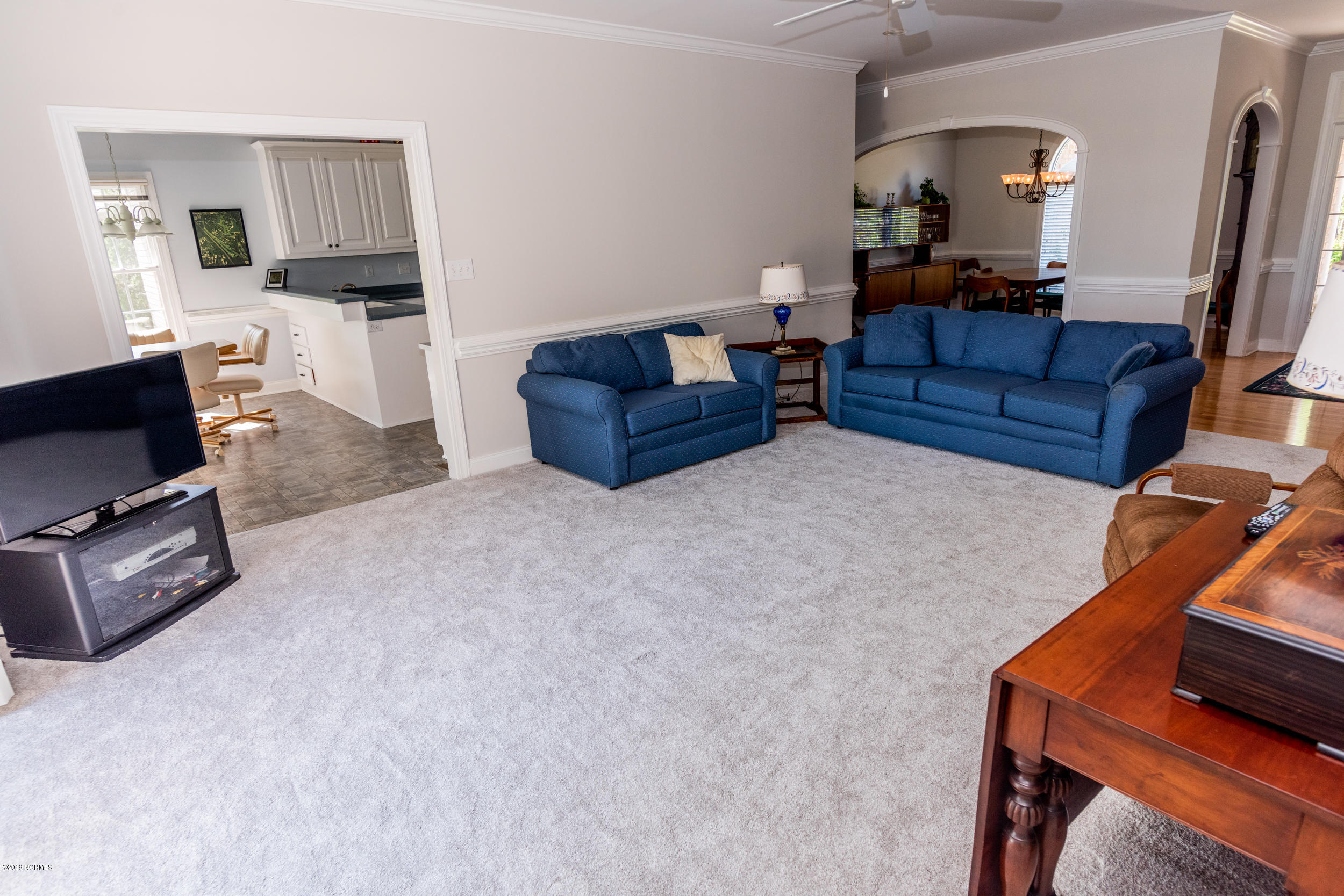 224 Mellen Road New Bern, NC 28562 - Photo 8 of 35 224 mellen great rm dining room