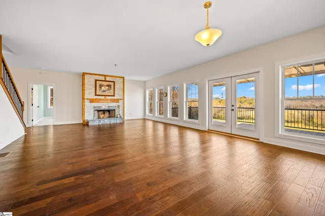 $1,195,000 | 10105 East Nc Highway, Mill Spring, NC 28756