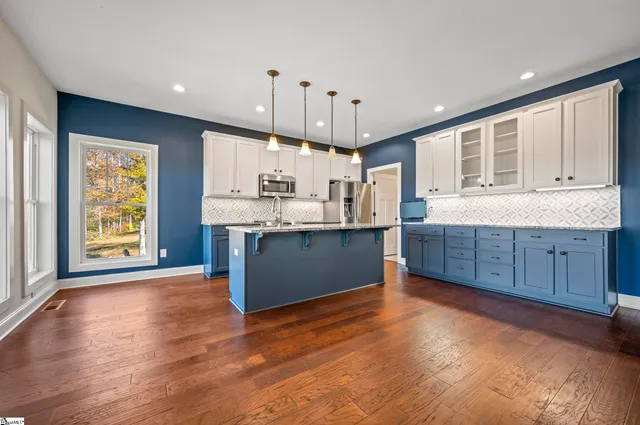 $1,195,000 | 10105 East Nc Highway, Mill Spring, NC 28756