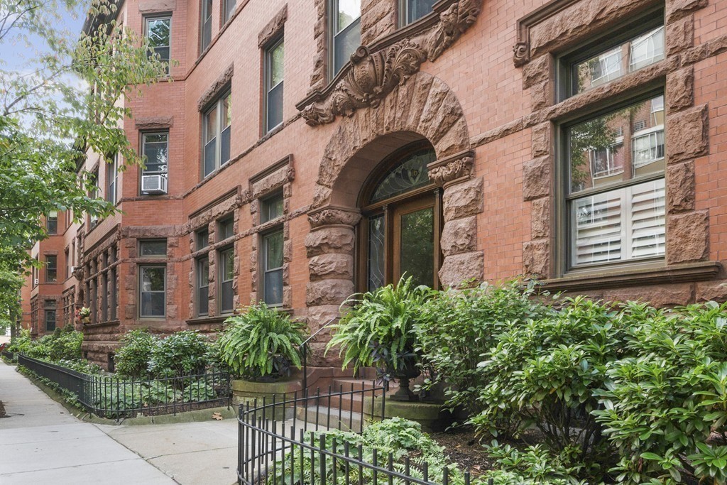 16 Beaufort Road, Unit 3 Boston, MA 02130 - Photo 2 of 23 Gallery Image 2