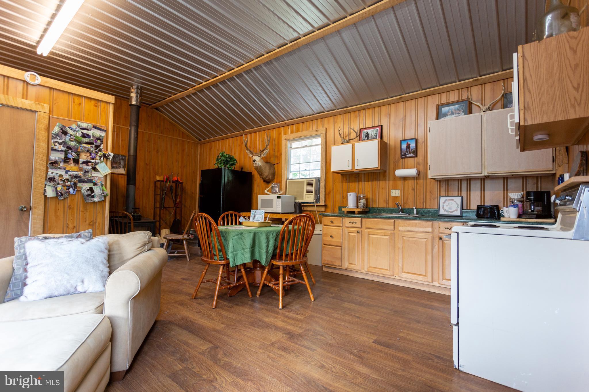 705 Paddys Run Road Star Tannery, VA 22654 - Photo 6 of 27 Interior