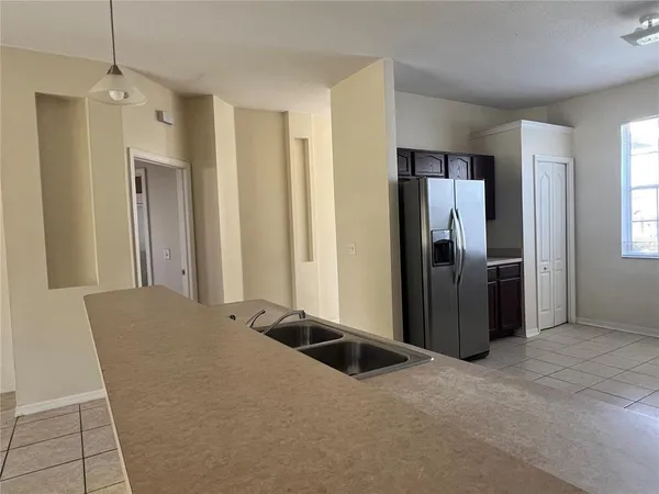 $1,950 | 209 Round Man Street, Leesburg, FL 34748