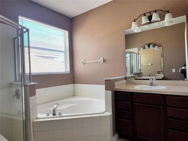 $1,950 | 209 Round Man Street, Leesburg, FL 34748