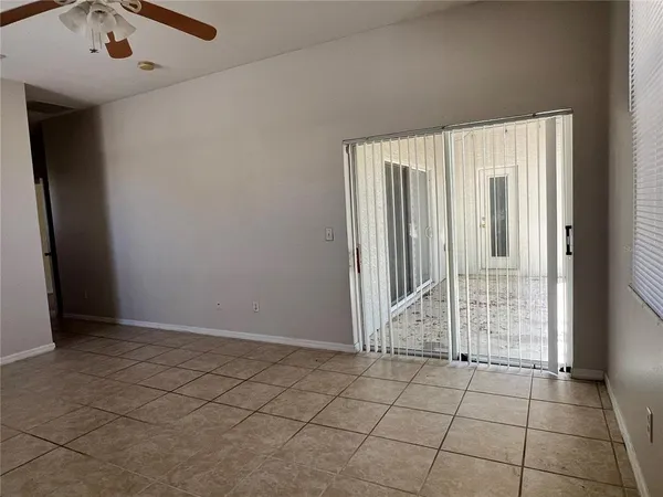 $1,950 | 209 Round Man Street, Leesburg, FL 34748