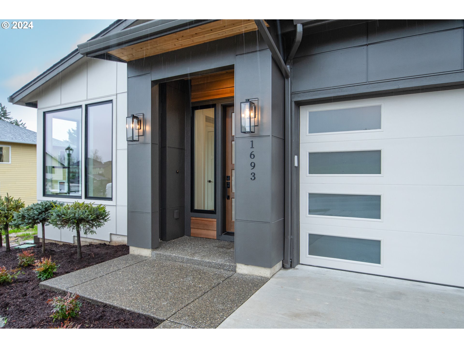 1693 Northwest Goodwin Street Camas, WA 98607 - Photo 2 of 40 Gallery Image 2