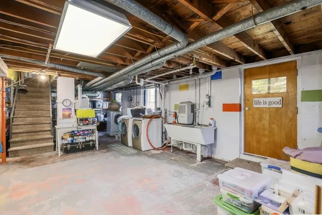 $409,000 | 83 Stoneleigh Road, Holden, MA 01520