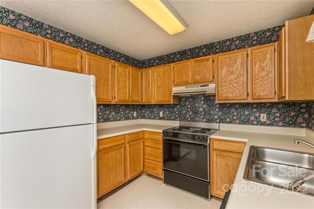 1008 Riceville Road Asheville, NC 28805 - Photo 8 of 28 Gallery Image 8