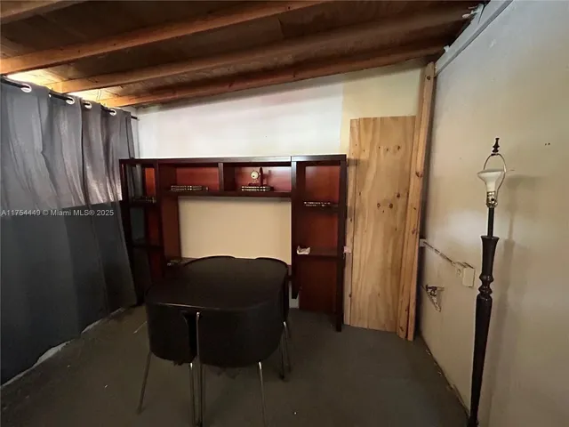 $425,000 | 3806 Southwest 84th Avenue, Unit 17E, Miami, FL 33155