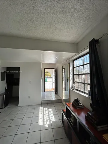 $425,000 | 3806 Southwest 84th Avenue, Unit 17E, Miami, FL 33155