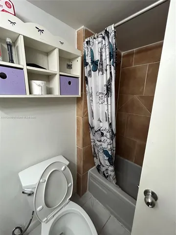 $425,000 | 3806 Southwest 84th Avenue, Unit 17E, Miami, FL 33155