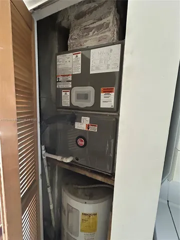 $425,000 | 3806 Southwest 84th Avenue, Unit 17E, Miami, FL 33155