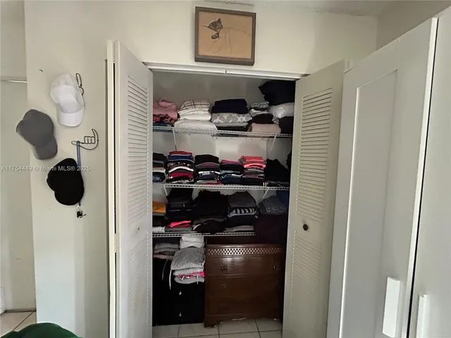 $425,000 | 3806 Southwest 84th Avenue, Unit 17E, Miami, FL 33155