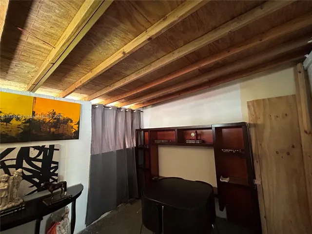 $425,000 | 3806 Southwest 84th Avenue, Unit 17E, Miami, FL 33155