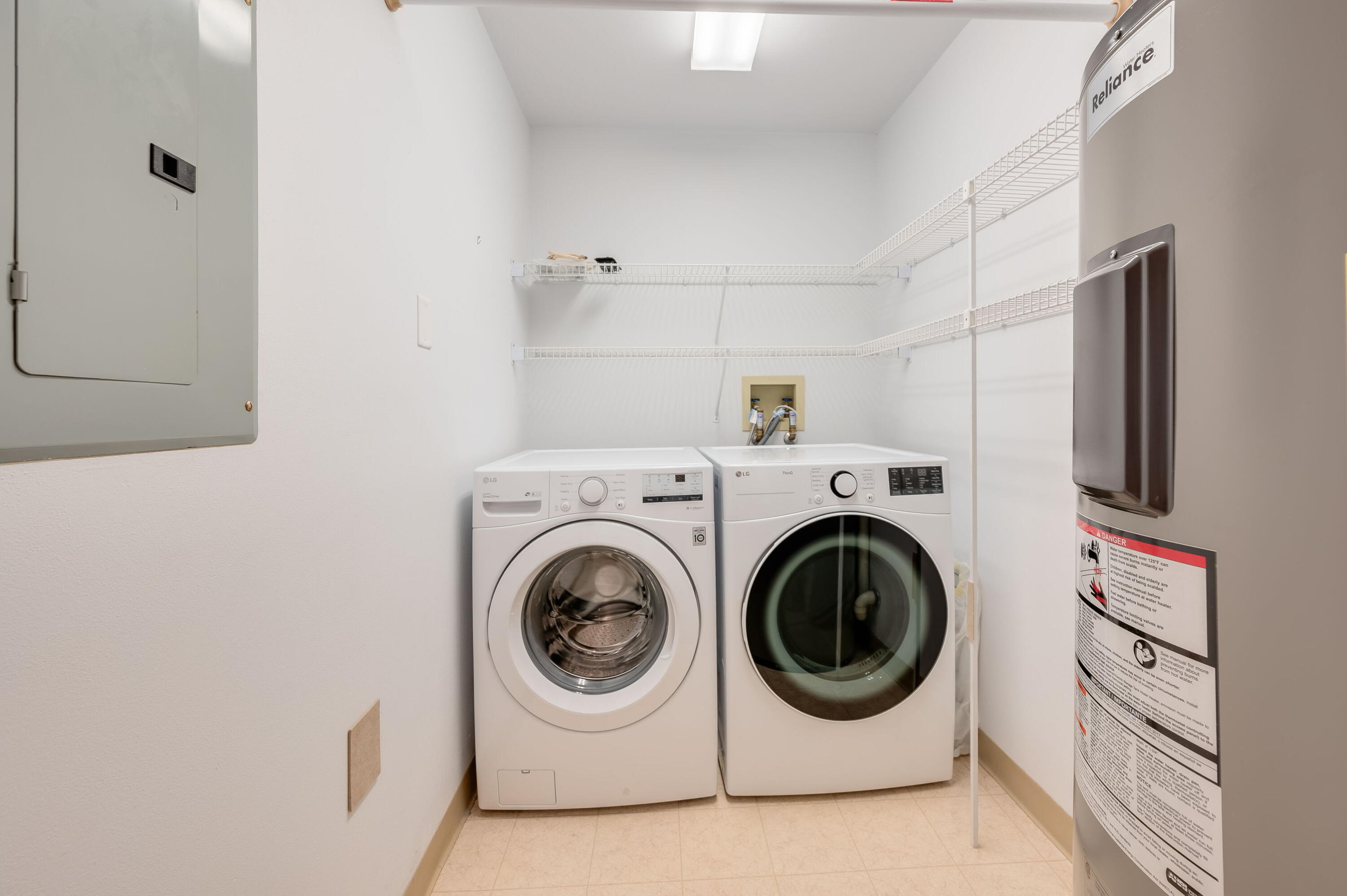 1600 West Green Tree Road, Unit 319 Glendale, WI 53209 - Photo 12 of 20 Appliances Remain