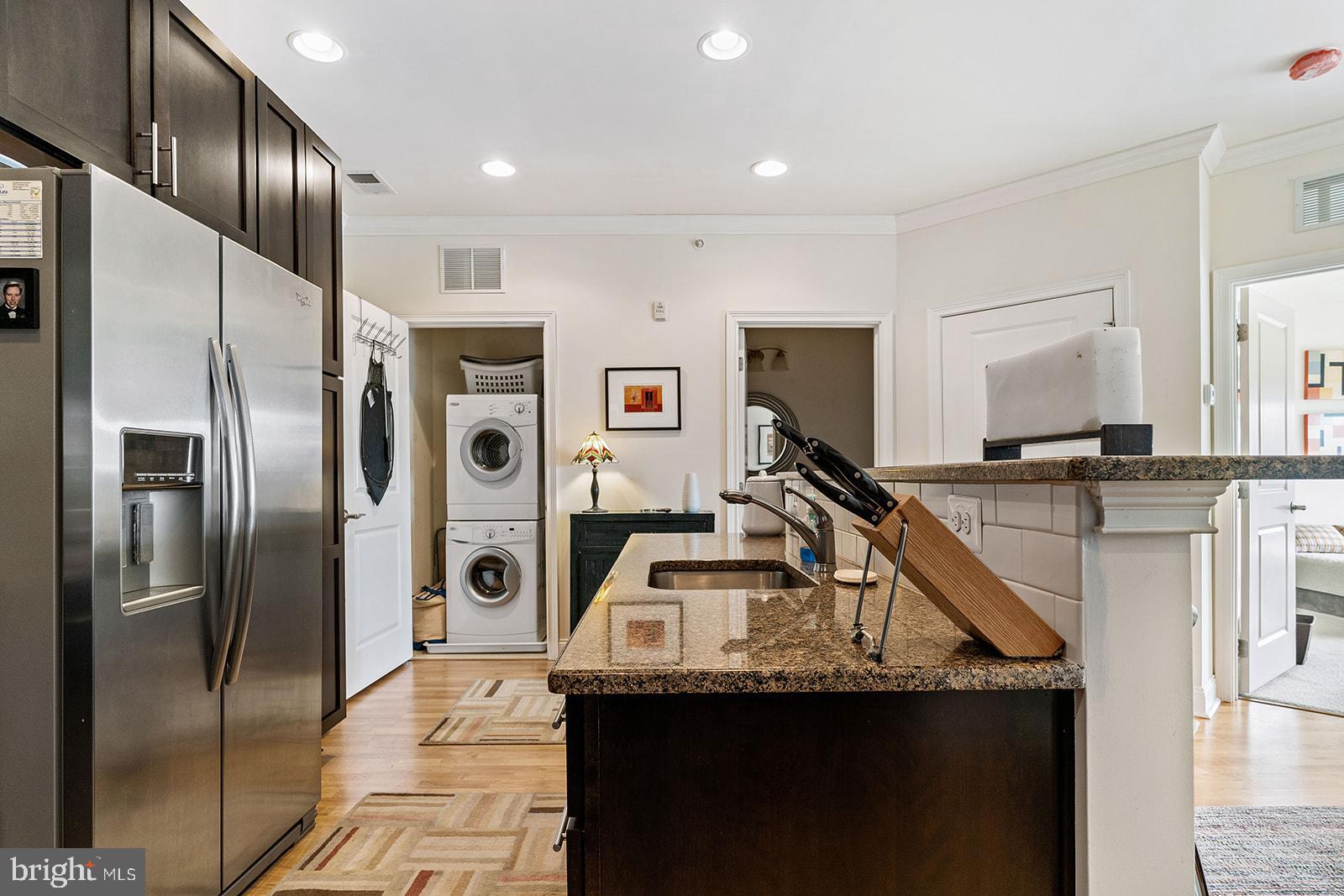 700 Commodore Court, Unit 2744 Philadelphia, PA 19146 - Photo 11 of 24