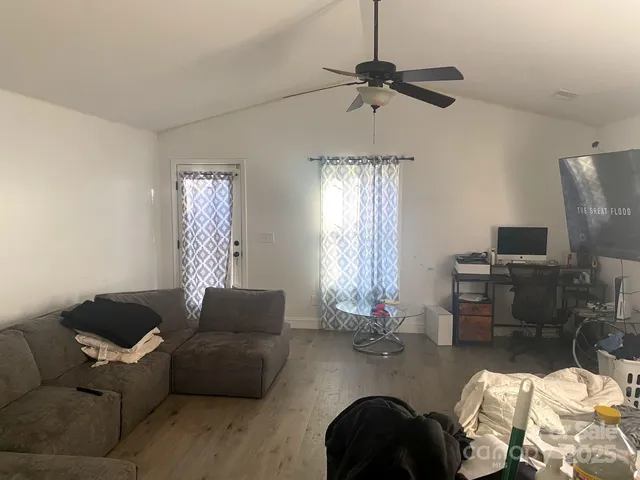 $175,000 | 527 Calhoun Road, Swansea, SC 29160