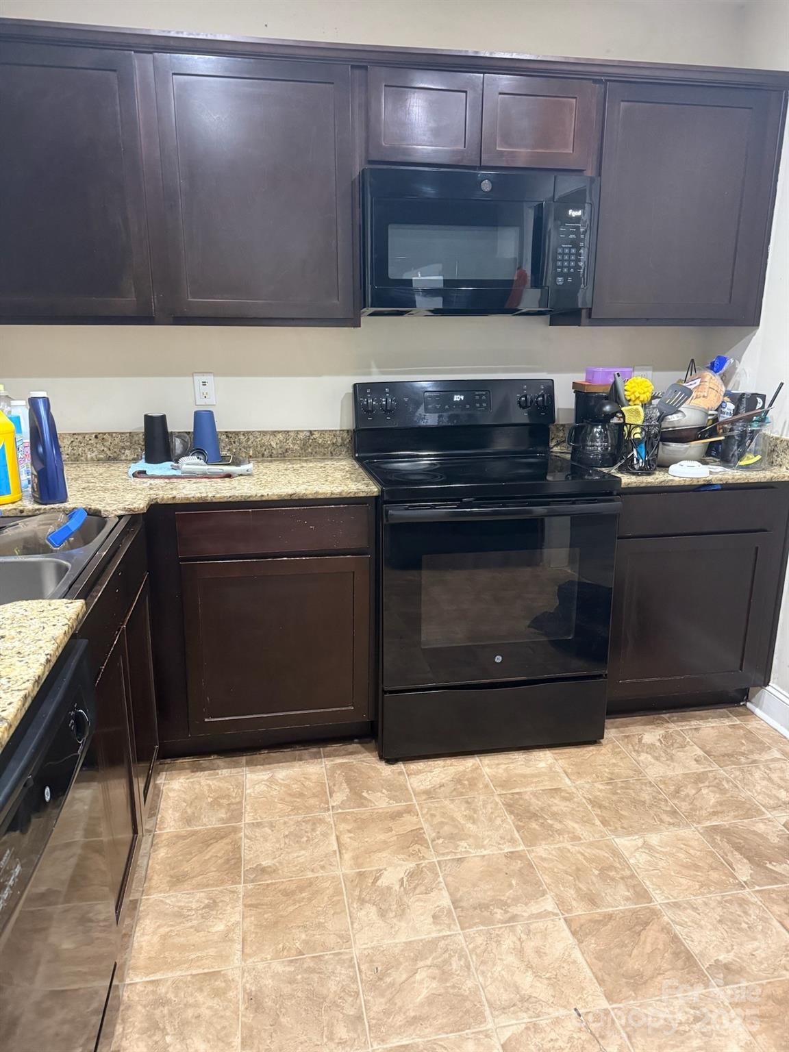 527 Calhoun Road Swansea, SC 29160 - Photo 4 of 15