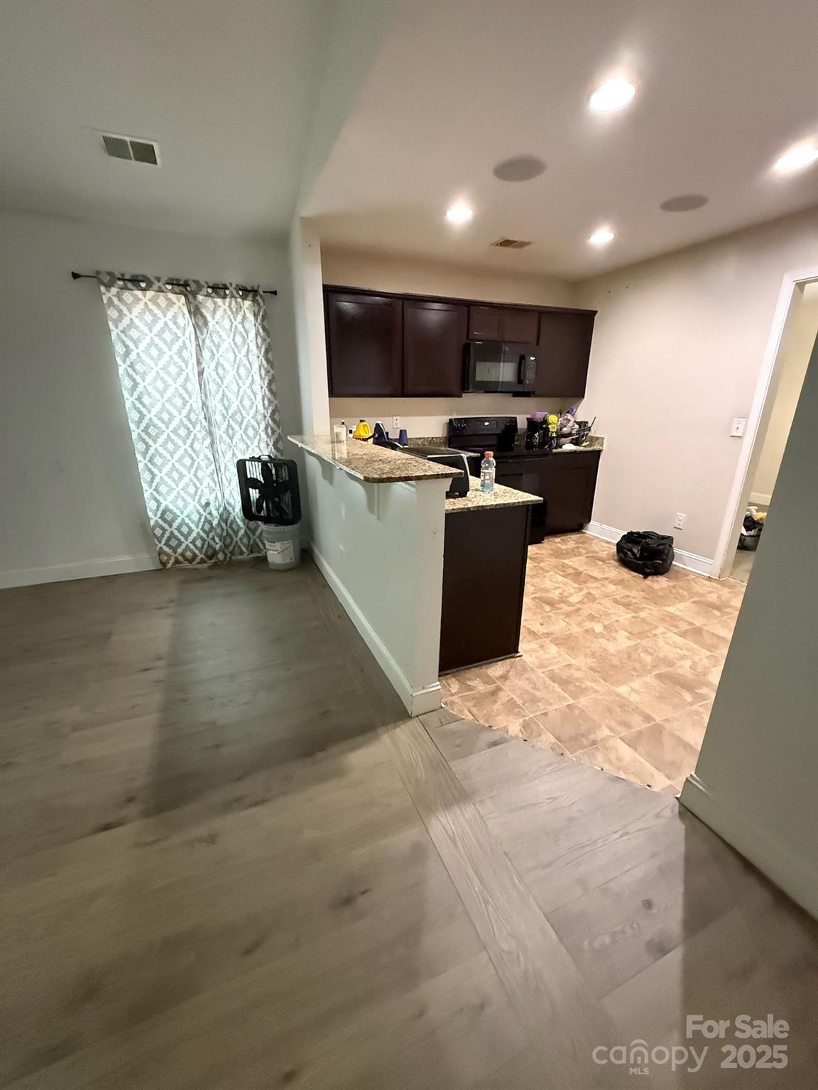 527 Calhoun Road Swansea, SC 29160 - Photo 5 of 15