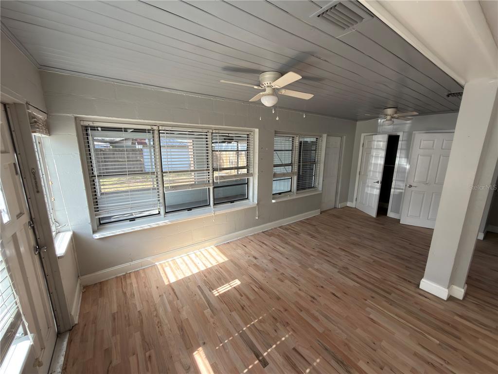 111 South Rhodes Street Mount Dora, FL 32757 - Photo 6 of 17