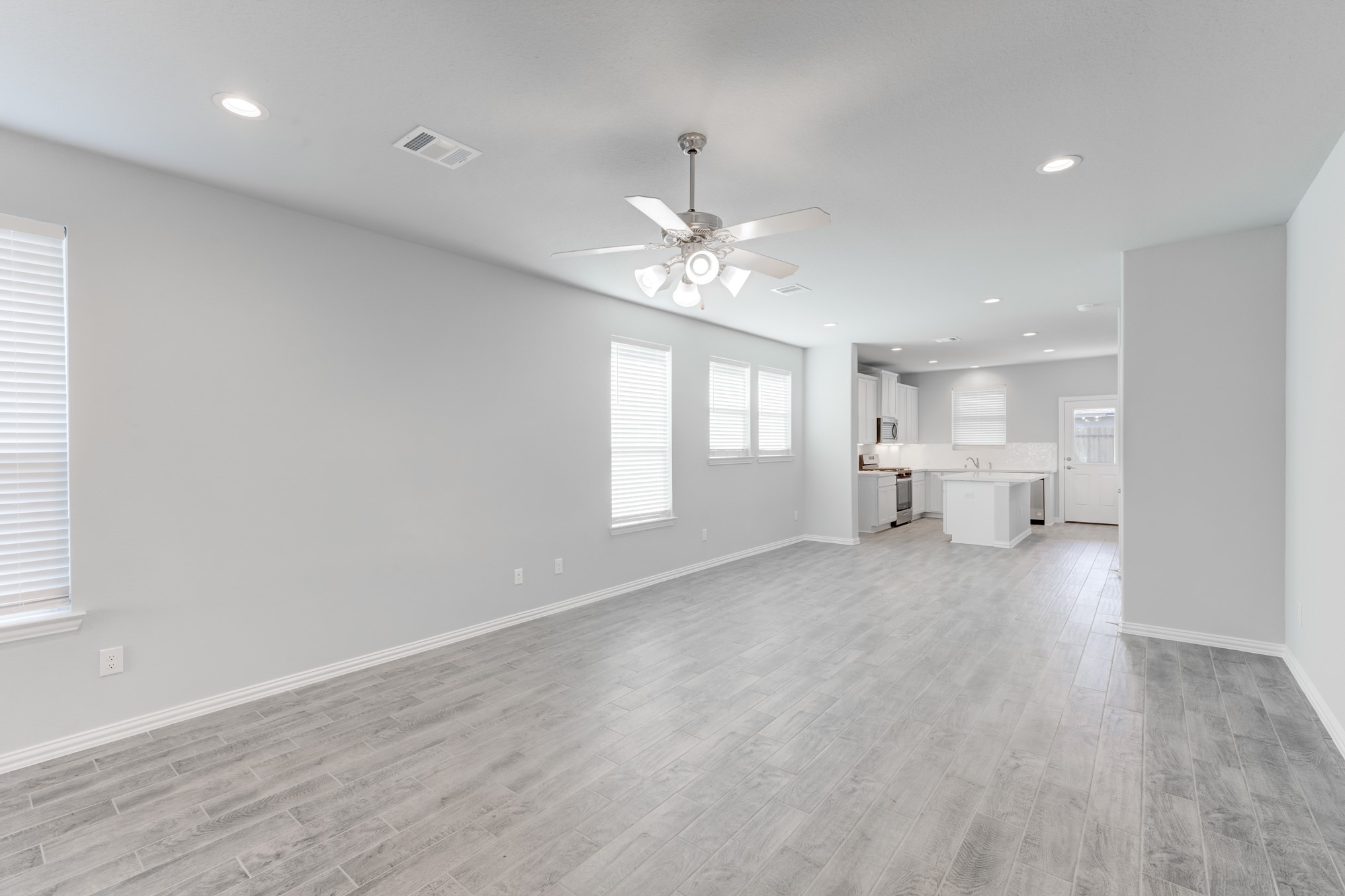 1225 Red Hills Drive Rosharon, TX 77583 - Photo 7 of 27 a view of an empty room with a window