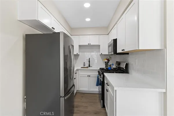 $325,000 | 5050 Linden Avenue, Unit 97, Long Beach, CA 90805