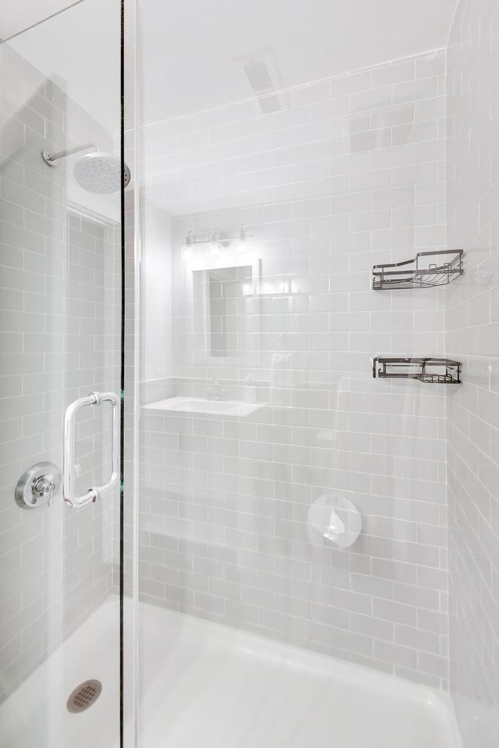1359 West Hubbard Street, Unit 1 Chicago, IL 60642 - Photo 22 of 26