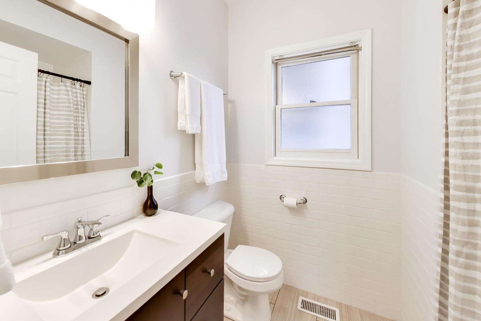 1359 West Hubbard Street, Unit 1 Chicago, IL 60642 - Photo 10 of 26