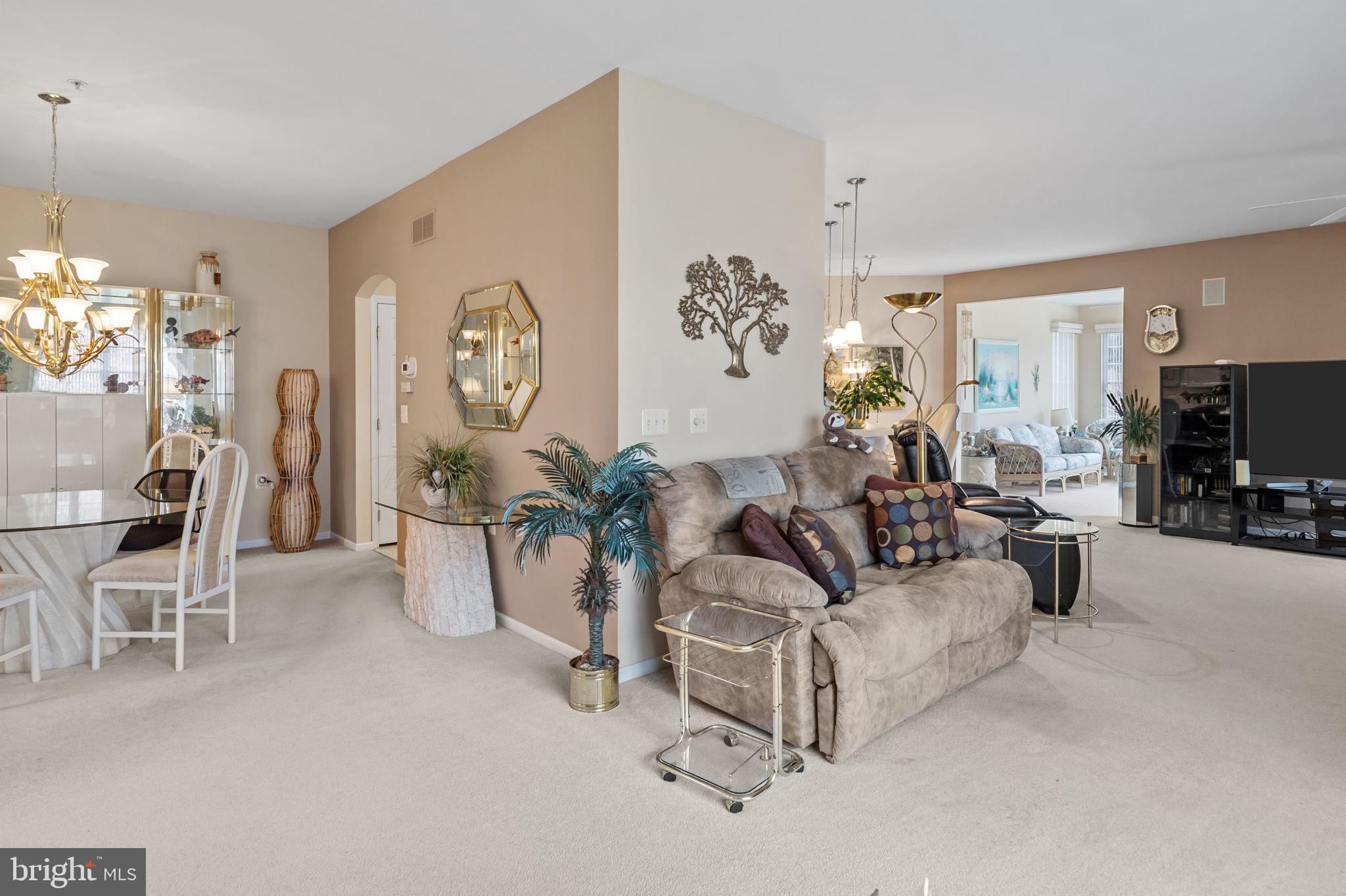 1136 Maxwell Manor Warminster, PA 18974 - Photo 12 of 41