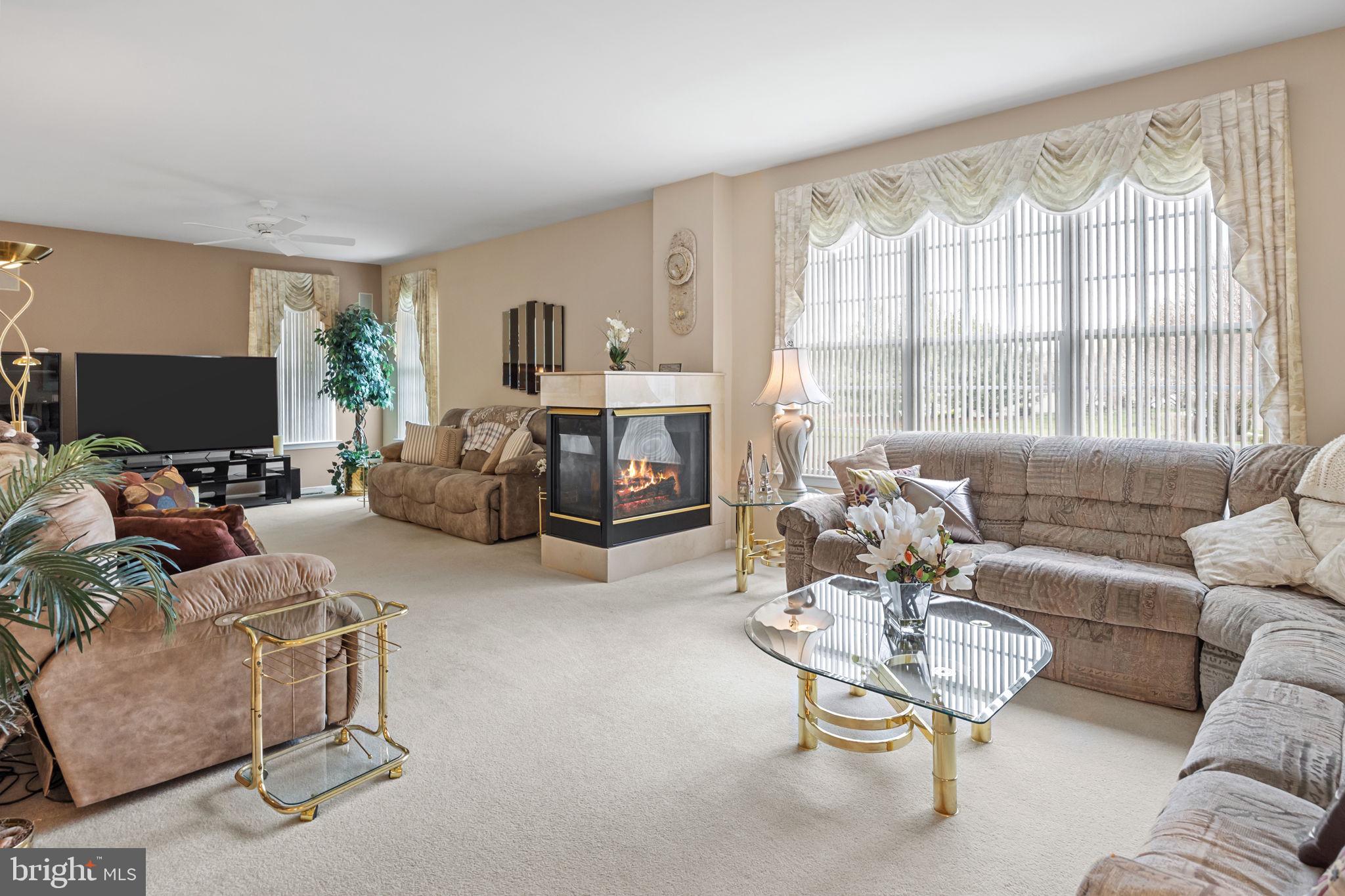 1136 Maxwell Manor Warminster, PA 18974 - Photo 14 of 41