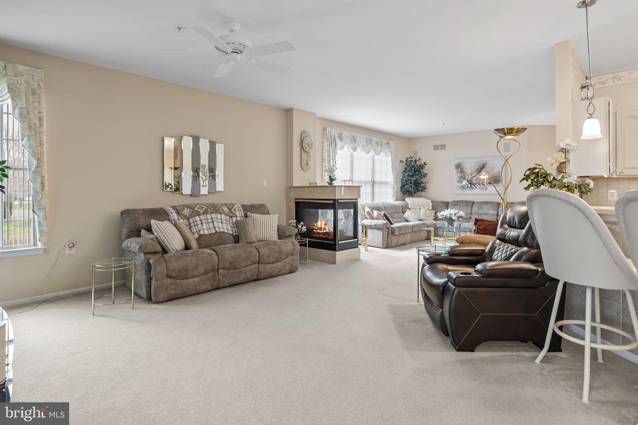 1136 Maxwell Manor Warminster, PA 18974 - Photo 15 of 41