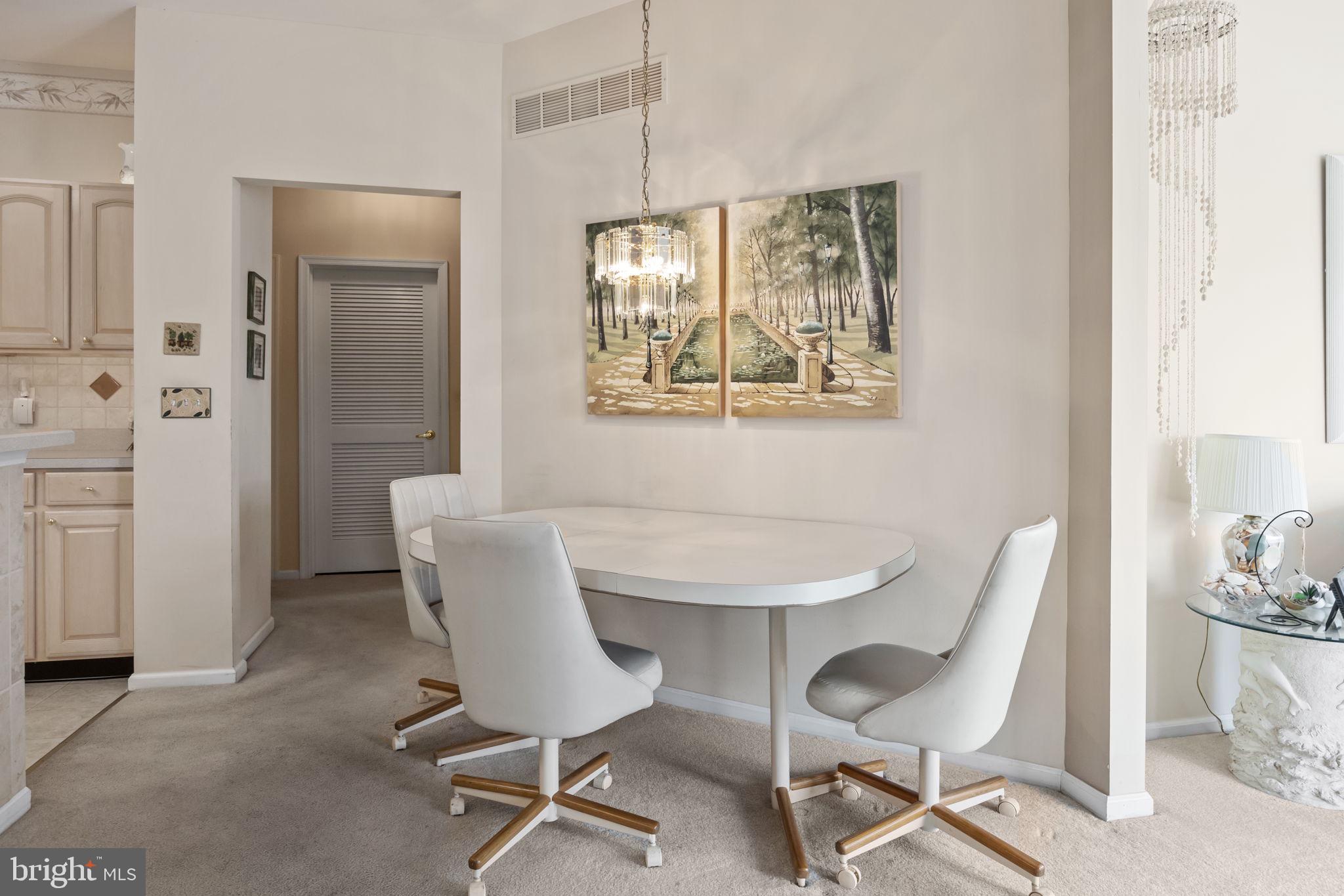 1136 Maxwell Manor Warminster, PA 18974 - Photo 23 of 41